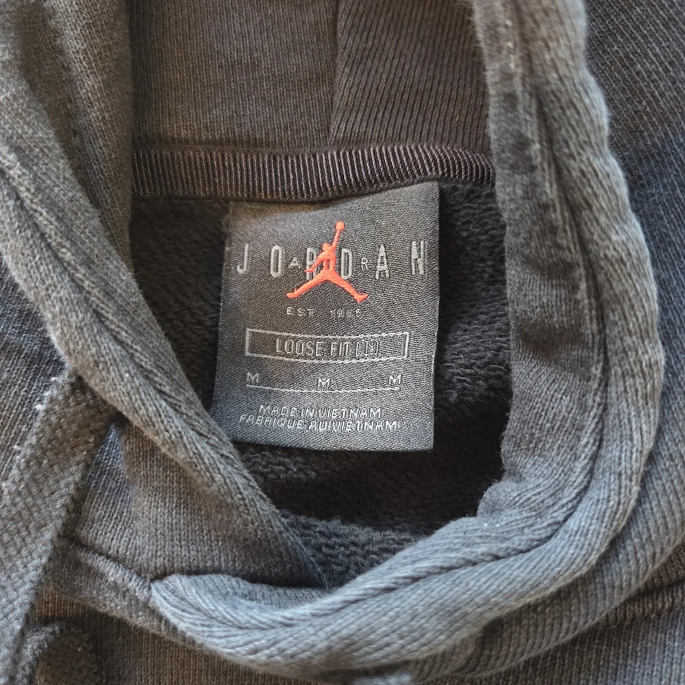 Jordan Flight Loose Fit Black Pullover Hoodie with Iconic Logo Patch, Size Med - Picture 3 of 8